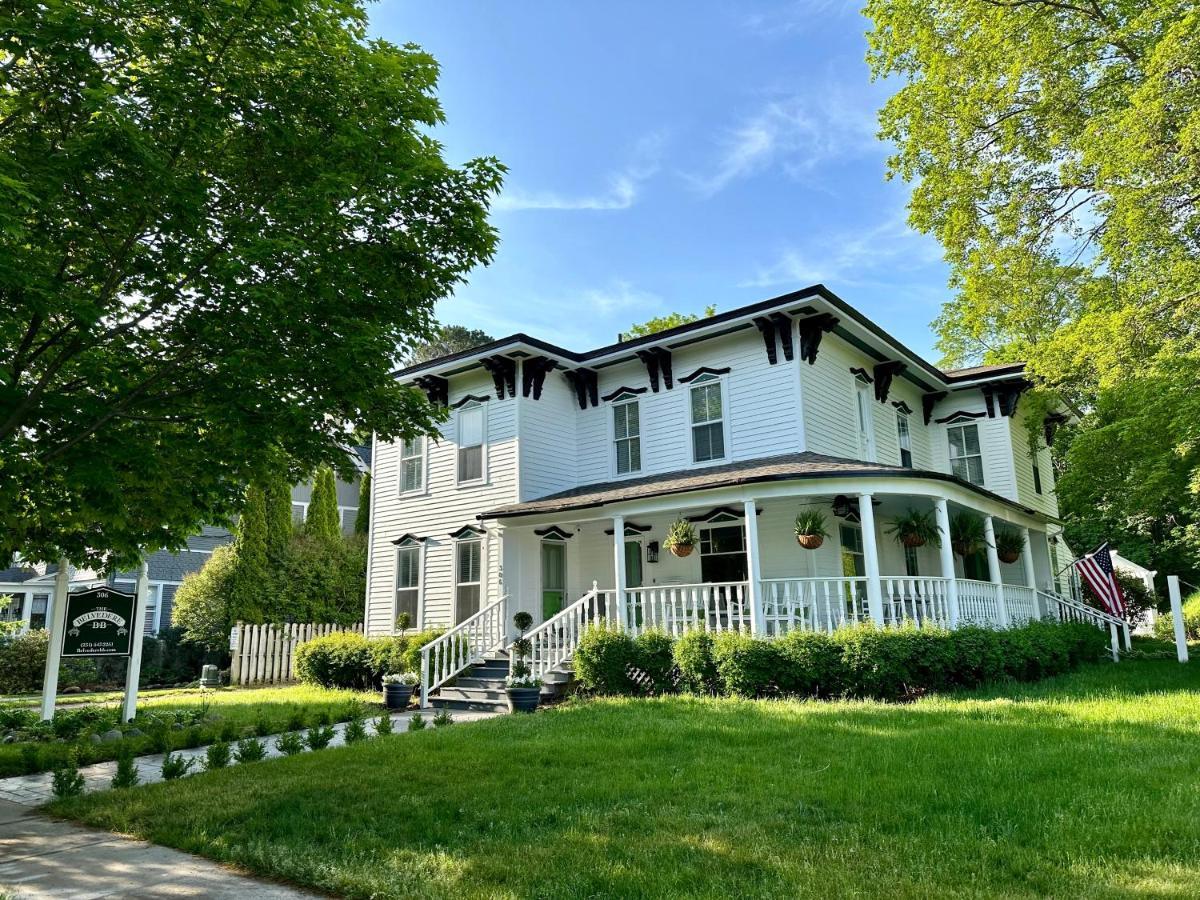 The Belvedere B&B Charlevoix Exterior foto